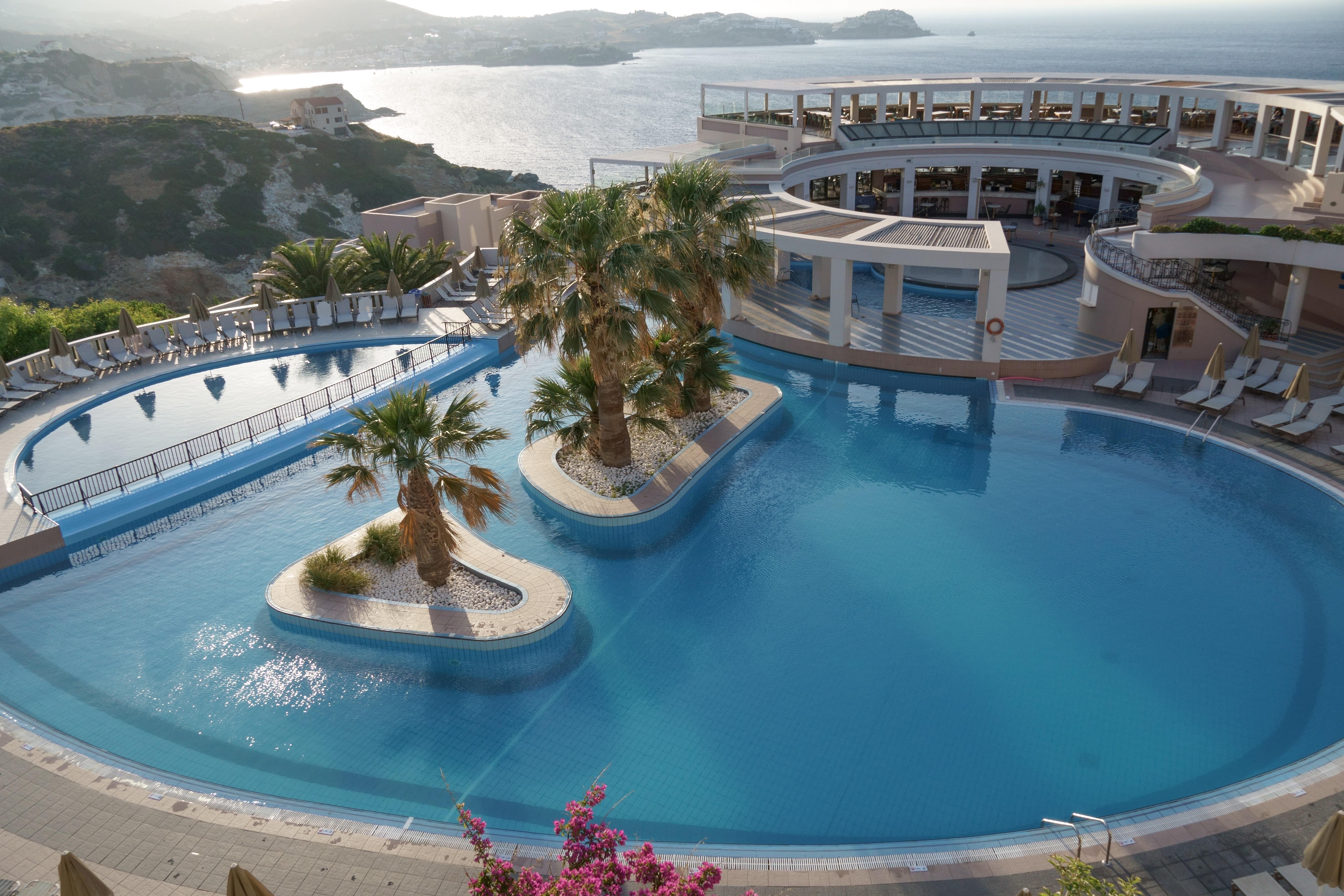 Athina Palace Resort & Spa Agia Pelagia Exterior foto